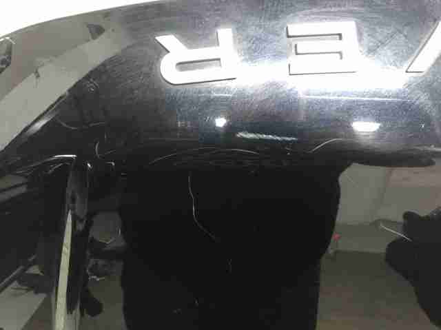 Капот двигателя LR027588 LAND ROVER
