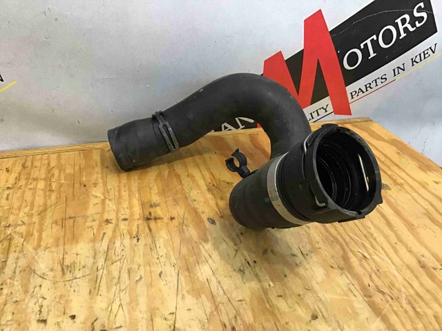 LR029140 Шланг (патрубок) радиатора охлаждения верхний купить Одесса