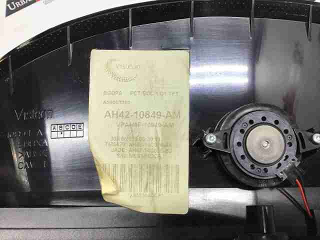Приборная доска LR029164 LAND ROVER