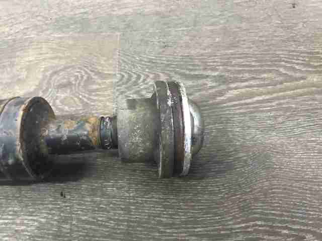 LR031394 LAND ROVER Кардан задний купить в Николаев