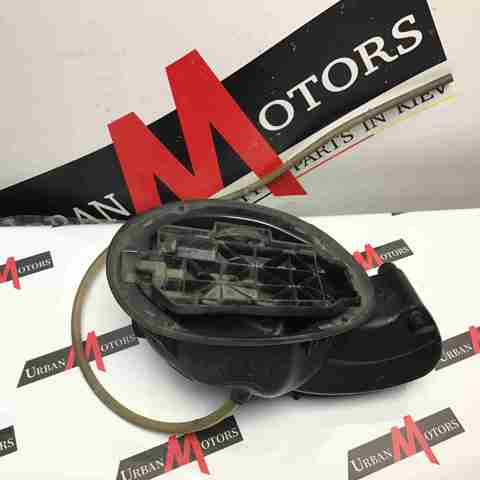 LR033011 LAND ROVER Корпус заливной горловины топливного бака купить в Киев