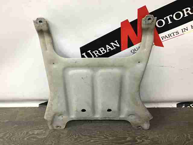 LR033166 LAND ROVER купить в Черкассы