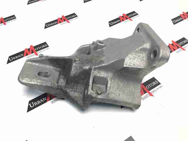 LAND ROVER LR033181 Кронштейн подушки (опоры) двигателя правой в наличии Львов