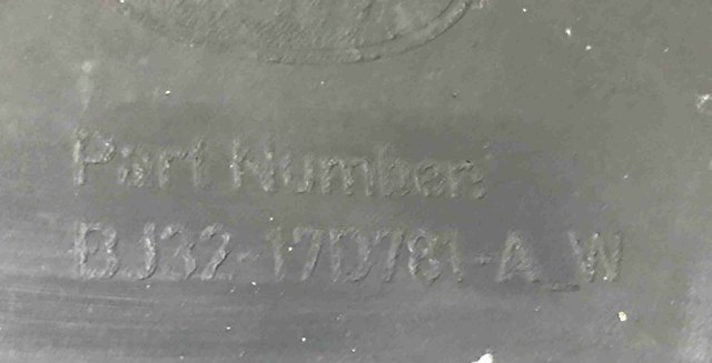 Задний бампер LR034458 LAND ROVER