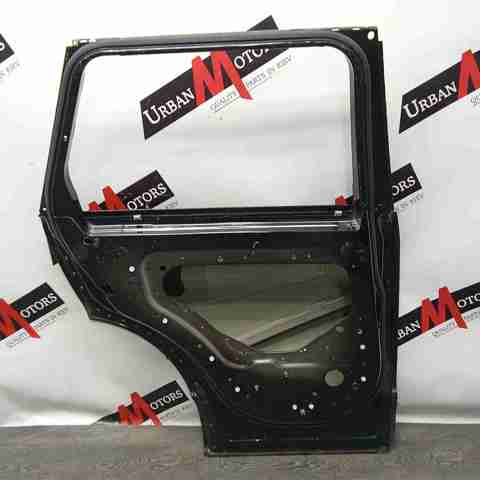 Дверь пассажирская задняя левая LR036403 LAND ROVER