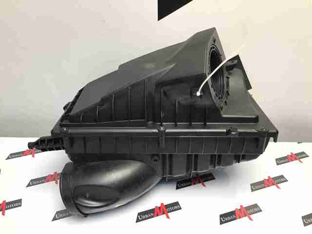 LR036428 LAND ROVER Корпус воздушного фильтра правый купить в Винница