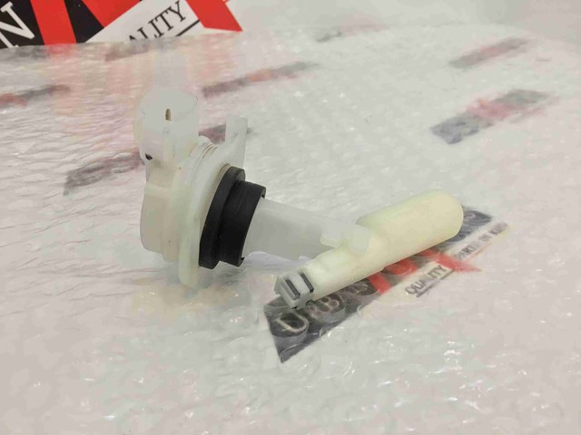 LR037568 LAND ROVER Датчик уровня бачка стеклоомывателя купить в Запорожье