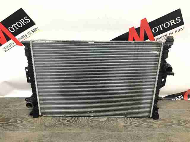 LR039530 LAND ROVER Радиатор охлаждения двигателя купить в Ужгород