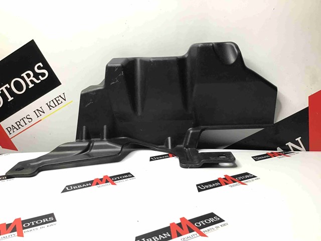 LR041944 LAND ROVER Защита двигателя правая купить в Хмельницкий