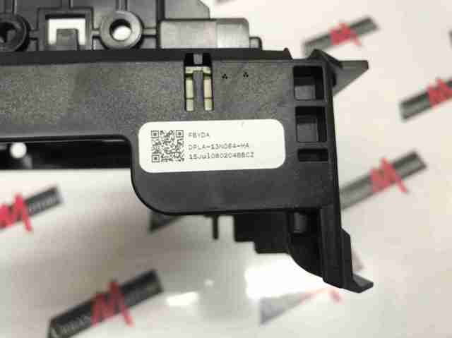 Переключатель подрулевой, центральная часть LR042311 LAND ROVER