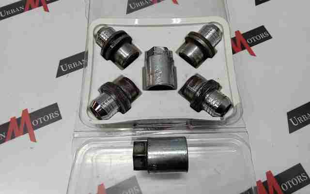 Болты колесные LR043820 LAND ROVER