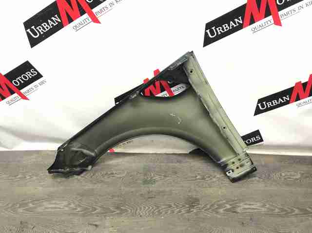 LR044231 LAND ROVER Крыло переднее правое купить в Чернигов