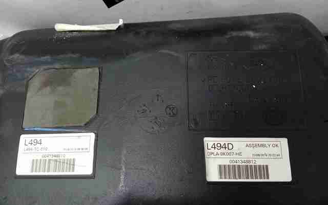 LAND ROVER LR044702 Бак топливный в наличии Львов