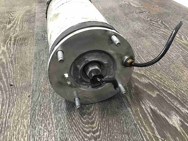 Стойка передняя левая LR044852 LAND ROVER
