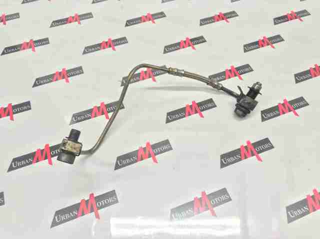 Подача масляная труба LR045473 LAND ROVER