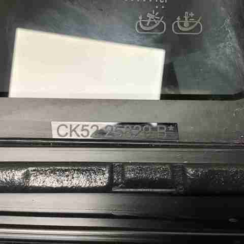 LR046788 LAND ROVER Стекло-форточка двери задней левой купить в Каменское