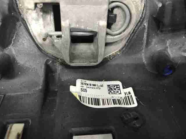 LAND ROVER LR047918 в наличии Черновцы