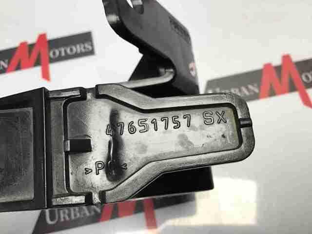 LR049182 LAND ROVER купить в Николаев