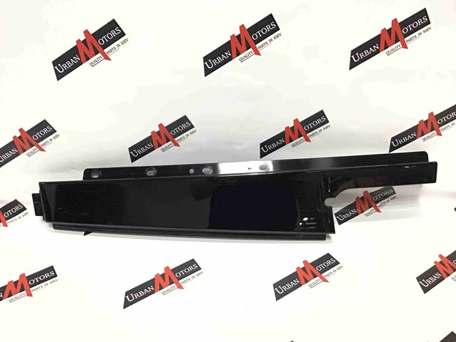 LAND ROVER LR050772 Накладка двери задней левой вертикальная в наличии Черкассы
