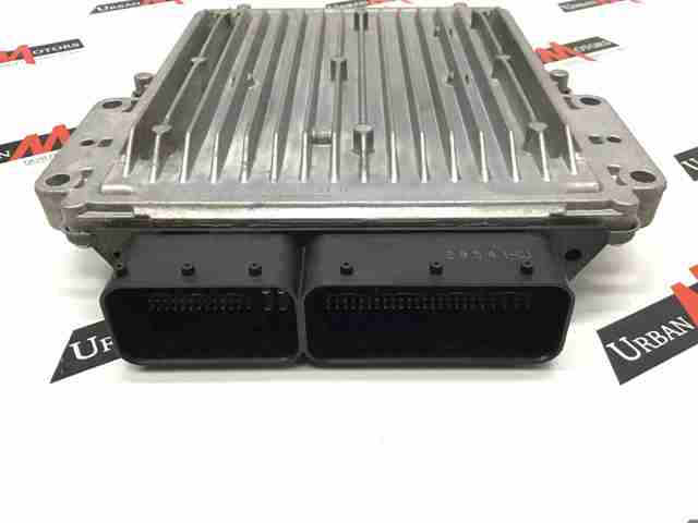 Компьютер двигателя LR050996 LAND ROVER