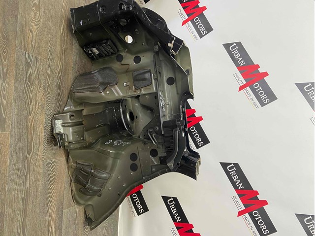 Крыло заднее LR054609 LAND ROVER