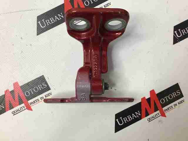 LAND ROVER LR056353 Петля двери передней правой в наличии Николаев