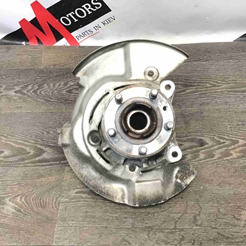 LR060195 LAND ROVER Цапфа (поворотный кулак) передний правый купить в Николаев