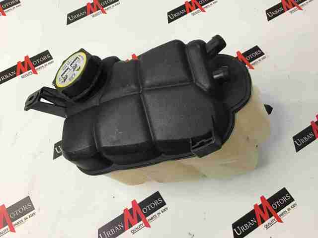  Расширительный бачок LR060349 LAND ROVER