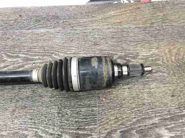 Полуось задняя, правая LR060478 LAND ROVER