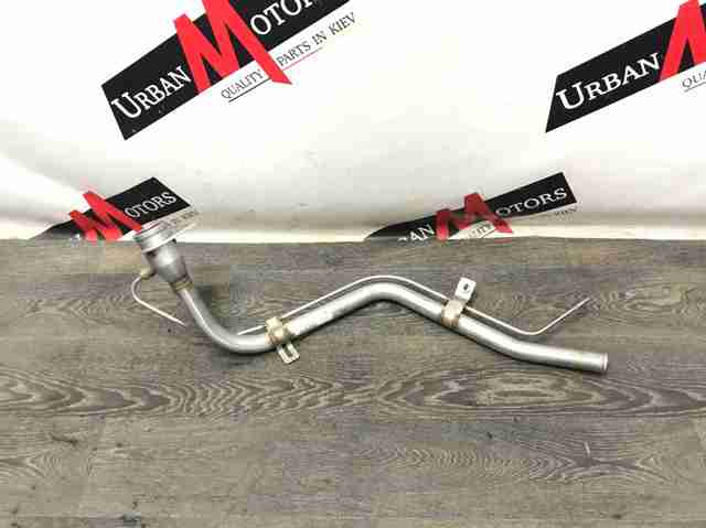 LR060848 LAND ROVER Горловина топливного бака купить в Винница