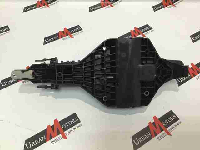 Ручка передней двери, наружная LR061200 LAND ROVER