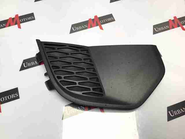 Решетка переднего бампера, правая LR061231 LAND ROVER