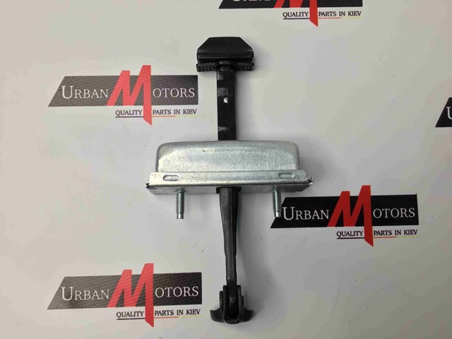 Ограничитель открывания двери LR061290 LAND ROVER