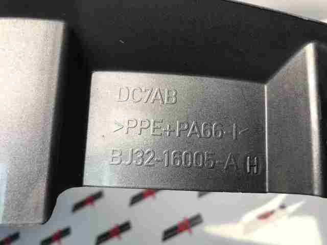 LAND ROVER LR066922 Крыло переднее правое в наличии Каменское