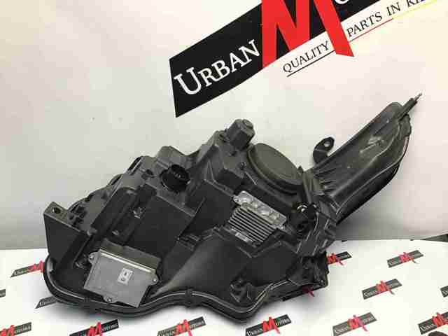 Вставка фары правой LR067206 LAND ROVER