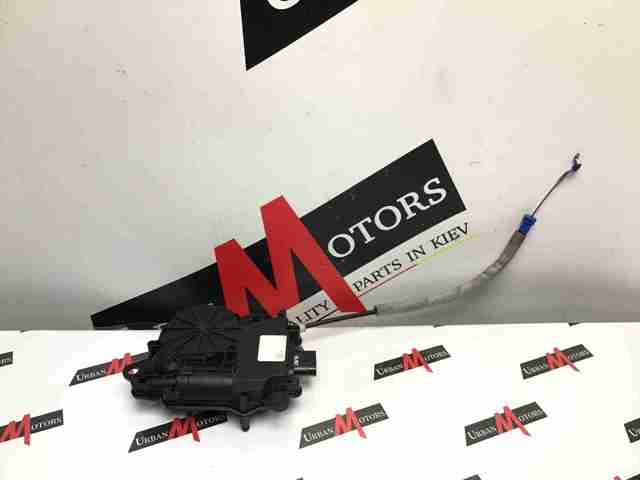 LR070125 LAND ROVER Мотор-привод открытия/закрытия замка багажника (двери 3/5-й задней) купить в Днепр