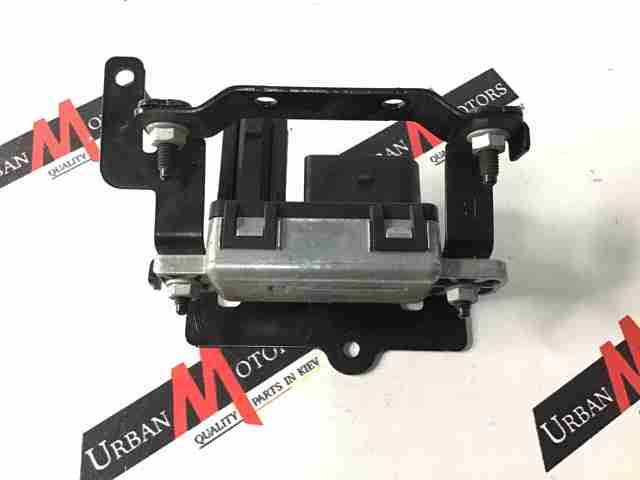 LAND ROVER LR071821 в наличии Черновцы