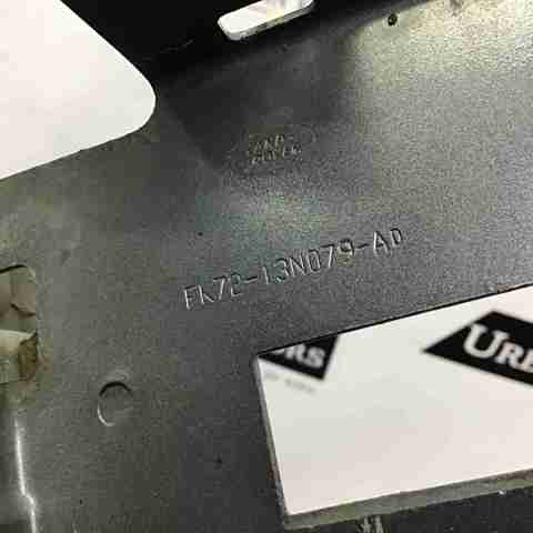 LR075398 LAND ROVER Суппорт радиатора верхний (монтажная панель крепления фар) купить в Киев