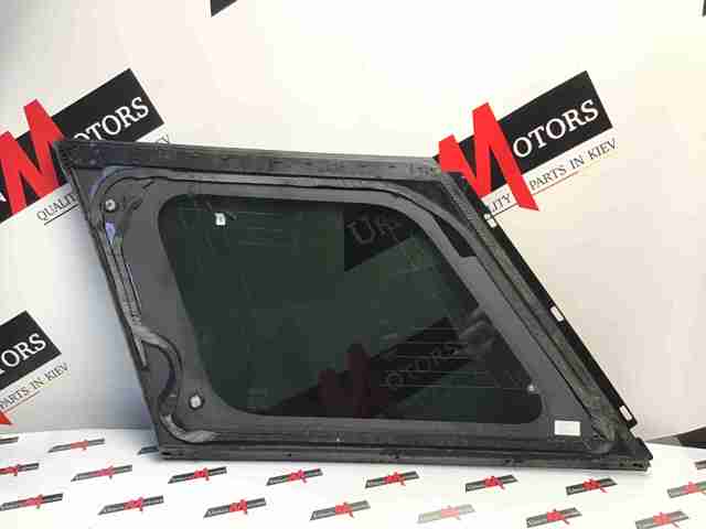 LAND ROVER LR076436 Стекло кузова (багажного отсека) правое в наличии Тернополь