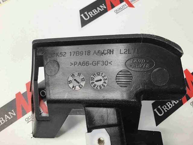Правый кронштейн крепления бампера заднего LR076521 LAND ROVER