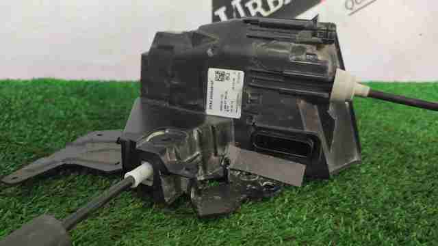 Дверной замок передний правый LR078709 LAND ROVER