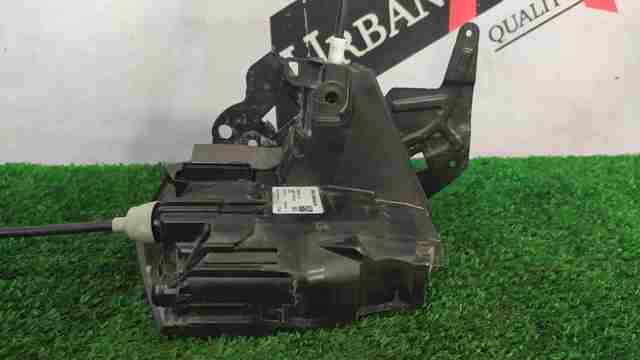 LAND ROVER LR078709 Замок двери передней правой в наличии Харьков