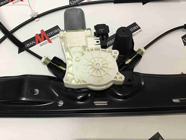 LR078972 Стеклоподъемник передней правой двери купить Черкассы