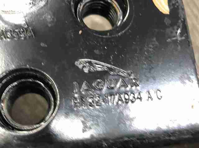 LR080357 LAND ROVER купить в Украина