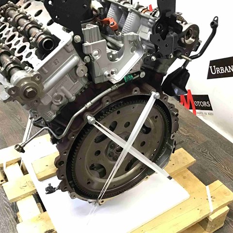 LAND ROVER LR082722 Блок цилиндров двигателя в наличии Ужгород