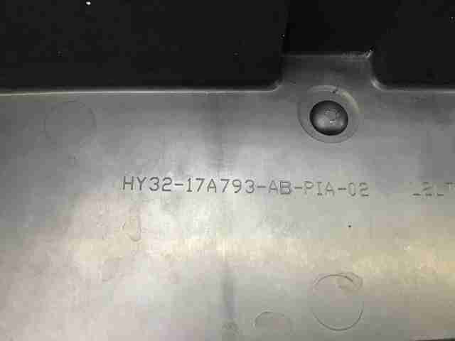 LR083117 LAND ROVER Кронштейн бампера переднего купить в Хмельницкий