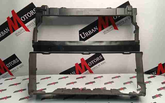 LAND ROVER LR084885 Дефлектор радиатора в наличии Ровно
