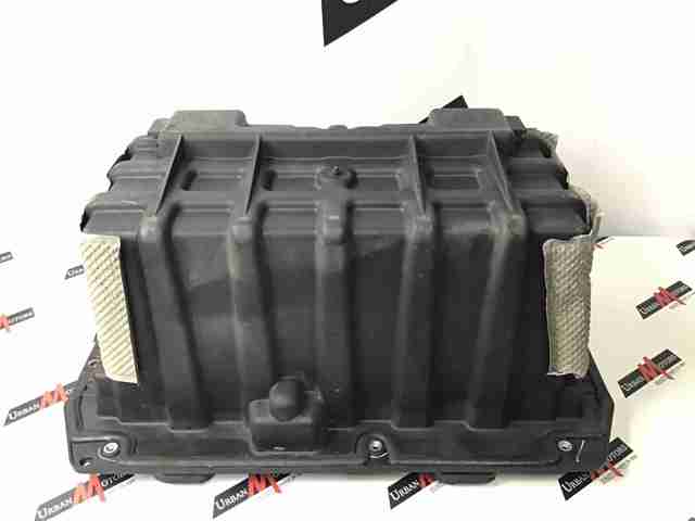 LR090466 LAND ROVER Полка под аккумулятор купить в Днепр