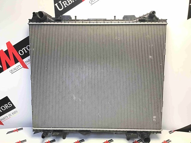 LAND ROVER LR090625 Радиатор в наличии Киев
