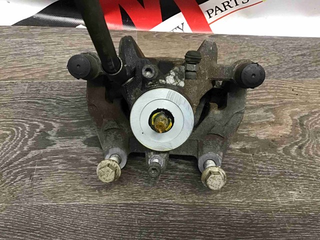 LR090704 Суппорт тормозной задний левый купить Черкассы